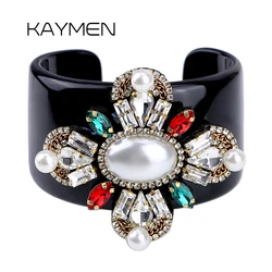 Luxury Black Resin Cuff Bracelet Statement Bangle Inlaid Crystal Beads Flower Shape Crystal Bangle Fashion Bracelet for Women