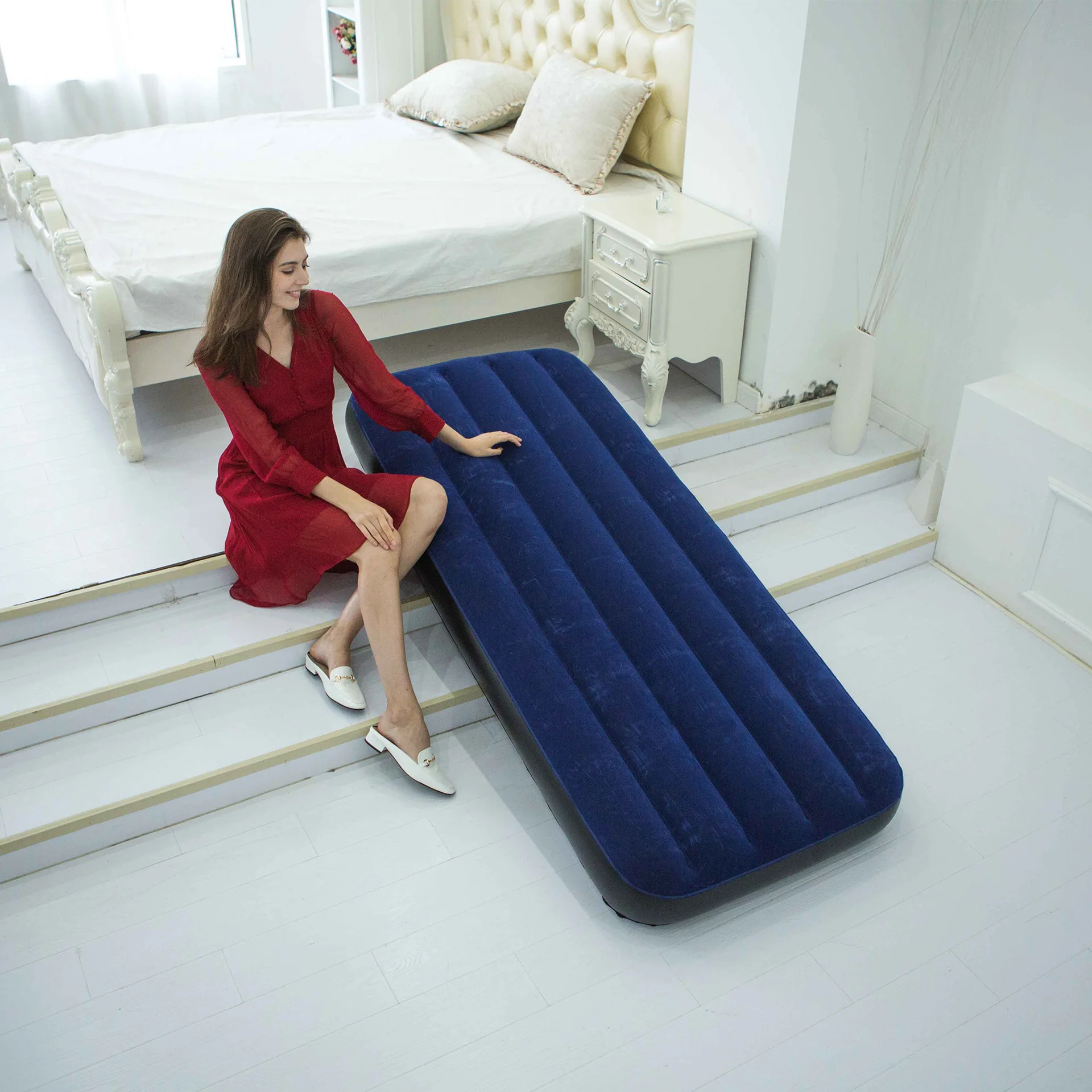 Household Simple Navy Blue Inflatable Mattress Foldable Inflatable Nursing Bed Outdoor Garden Lazy Inflatable Sofa with Air Pump