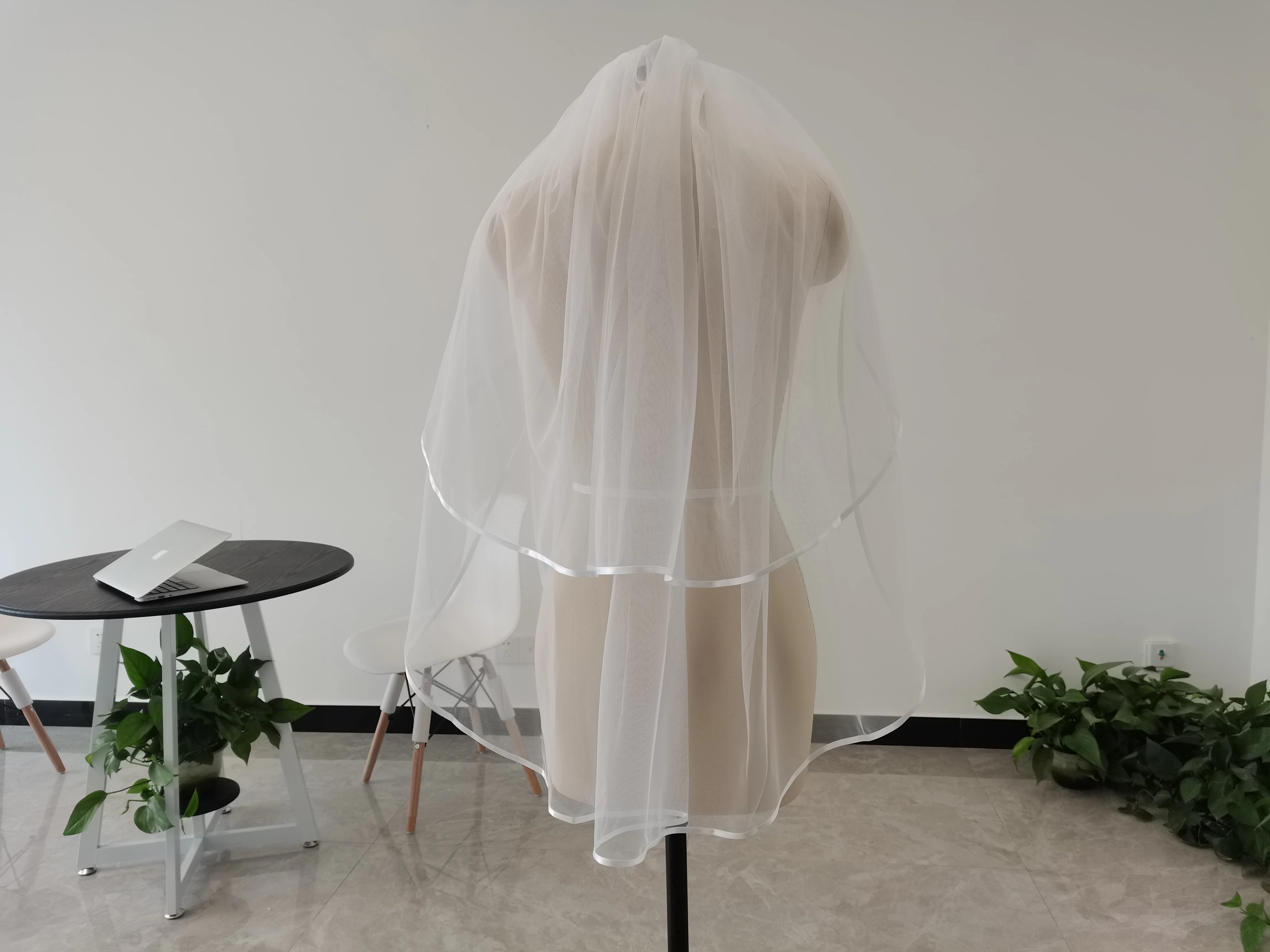 White or ivory two layer veil short bridal veil ribbon edge wedding veil with comb elbow length wedding veil