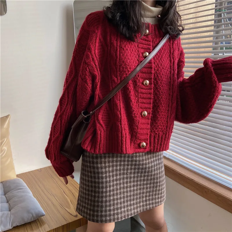 Short Women Knitted Sweaters Vintage O-neck Twist Chic Loose Female Cardigans Coats Casual Autumn Winter Solid Clothing Buttom