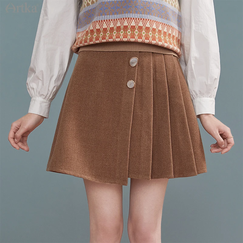 

ARTKA 2025 Winter New Women Skirt Fashion Elegant 2 Color Soft Woolen Skirts High Waist A-Line Pleated Short Skirt QA20005D