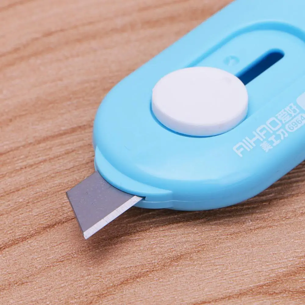 Nette Einfarbig Mini Tragbare Utility Messer Papier Cutter Büro Schreibwaren