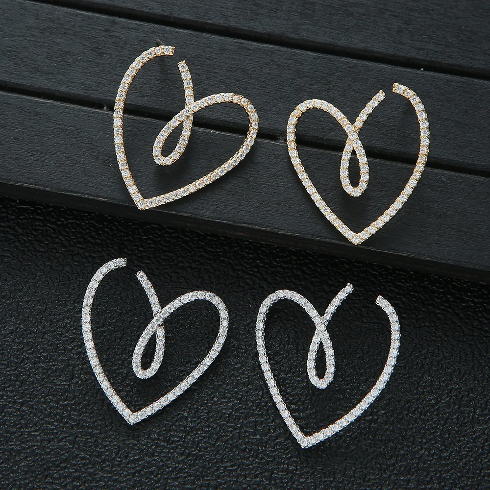 

Hibride Geometric Heart Shape Hot White Cubic Zirconia Stud Earrings for Women Bridal Engagement Jewelry Accessories Gift E-225