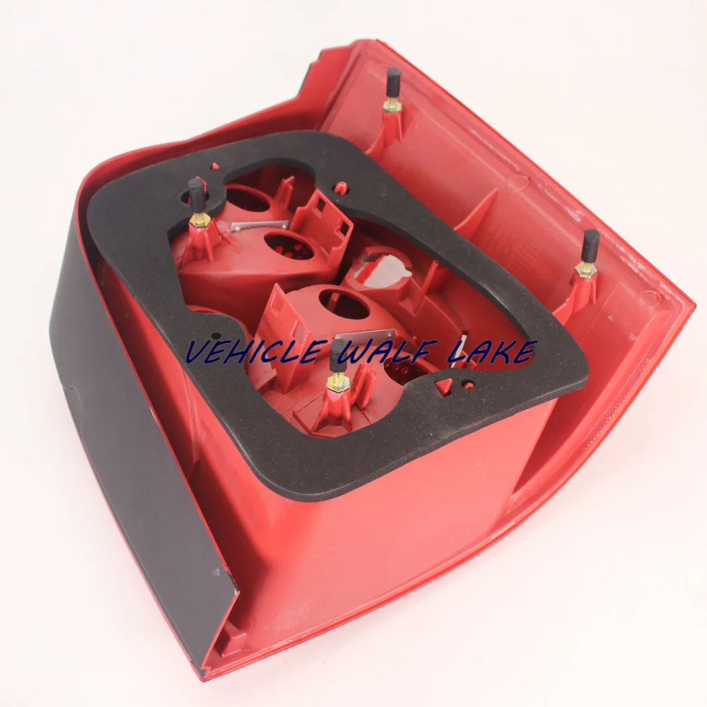 For VW Passat B5 B5.5 Variant  Wagon 2000 2001 2002 2003 2004 2005 Car-styling Rear Light Tail Lamp  Without Bulbs