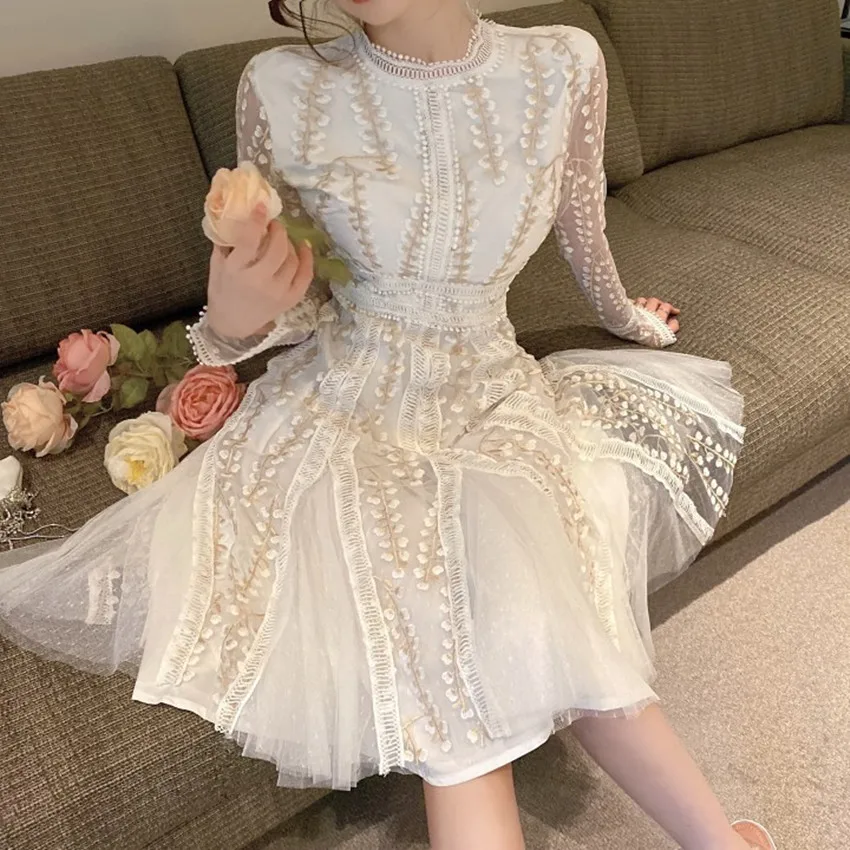 High Quality Fashion Flower Embroidery Dress Luxury Autumn Winter Women Mesh Lace Floral Long Sleeve Slim Ball Gown Party Dress