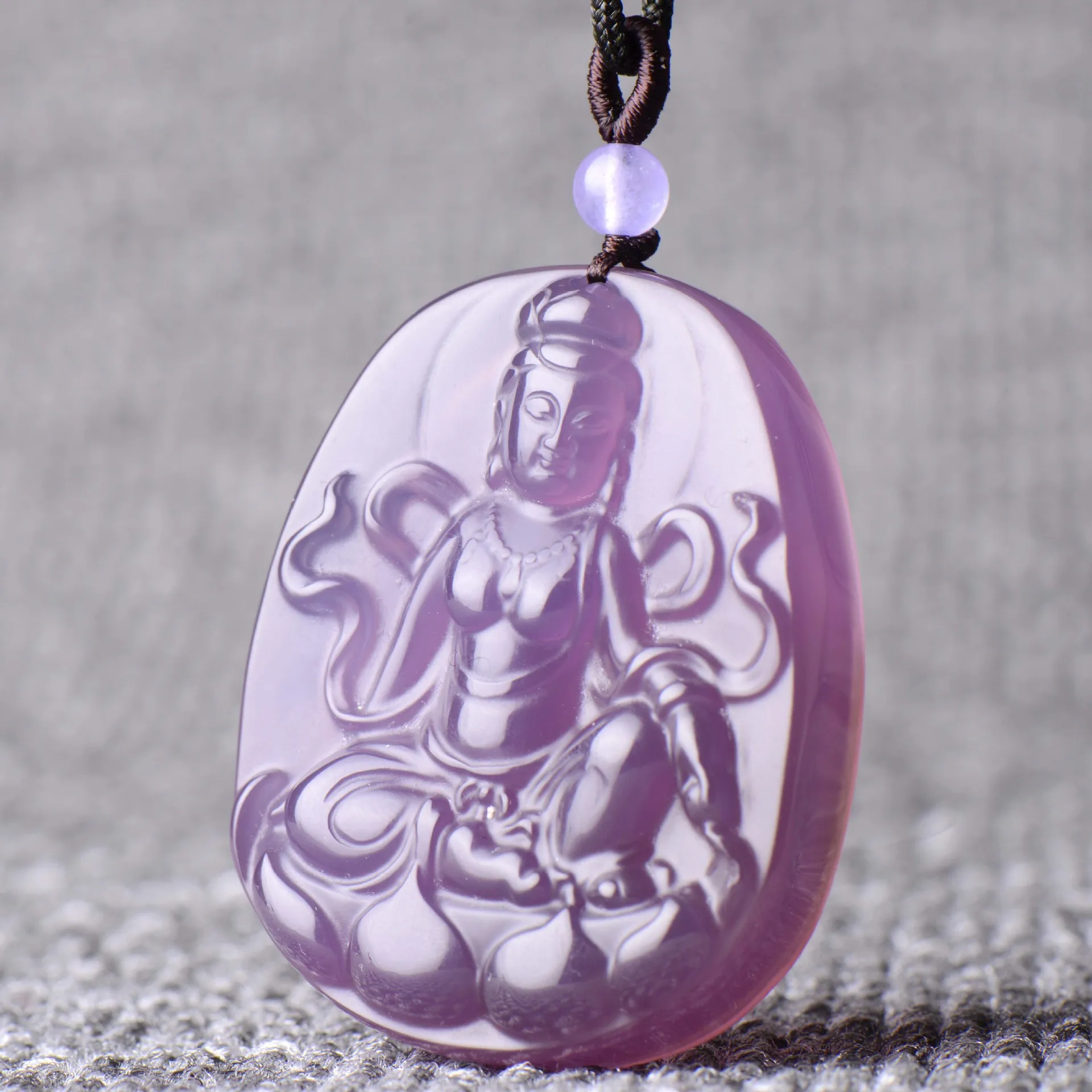 Natural Purple Chalcedony Guanyin Pendant Ash Purple Agate Buddha Guardian Pendant Jade Jade Jade Pendant Amethyst Pendant