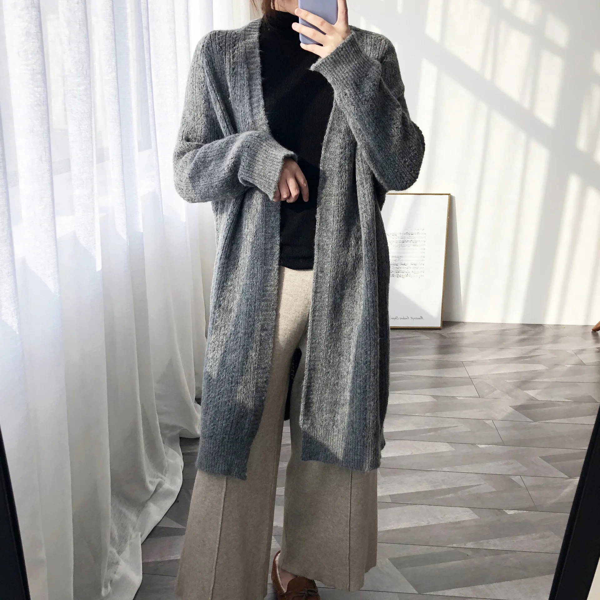 

new Loose mid-length knit cardigan