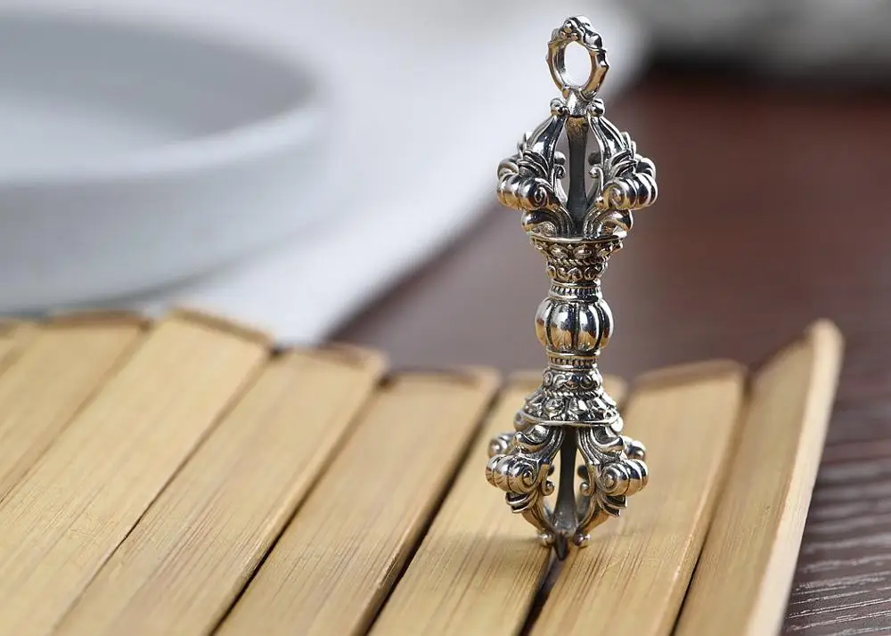 100% 925 Silver Tibetan Dorje Pendant 925 Sterling Buddhist Vajra Pendant Solid Silver Tibetan Vajra Dore Amulet Pendant