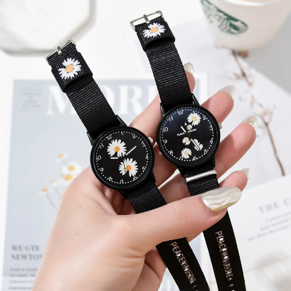 Nylon Women Watch 2 PCS Set Bracelet Ladies Wristwatches Daisy Flowers Fashion Cute Quartz Girls Clock Students 2022 reloj mujer