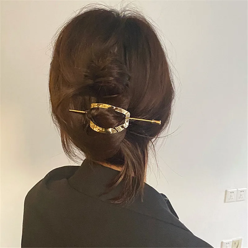 2021New Fashion Simple DesignKorean Geometric Metal Hairpin Simple Modern Cool Style Japanese Temperament Daily Curved Hairpin