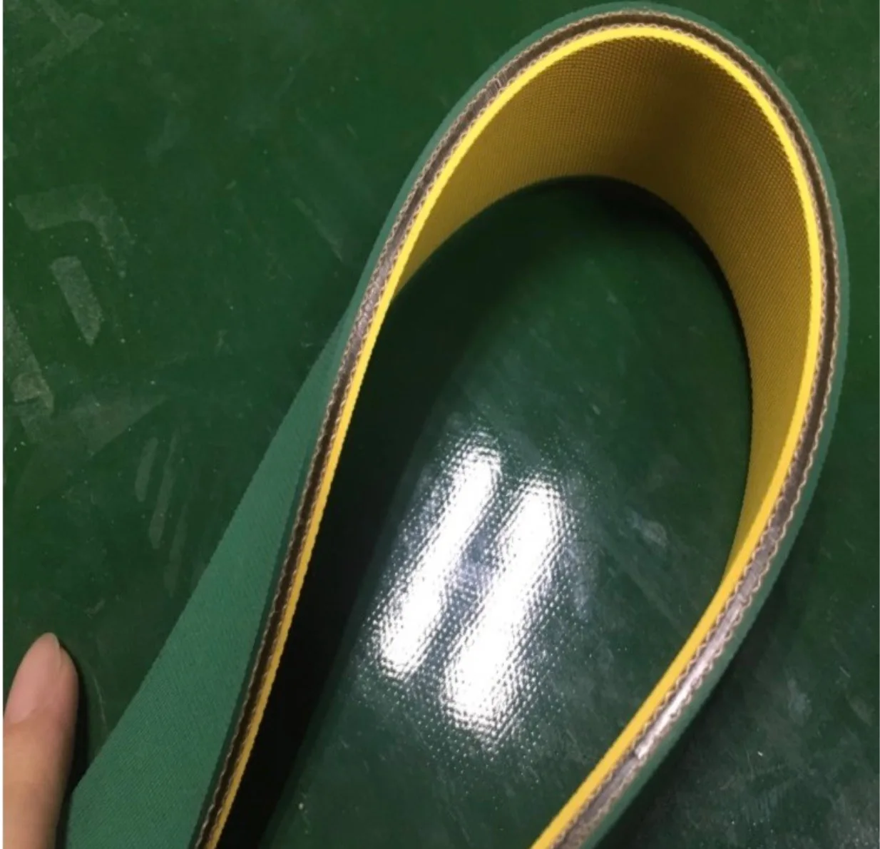 Perimeter:1000-1850mm Yellow Green Nylon Sheet Flat Transmission Belt