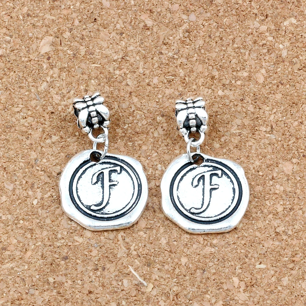 

50Pcs Tibetan Silver Letter " F " Alphabet Initial Dangle Bead For European Style Charm Bracelets DIY Accessories 18x30.5mm