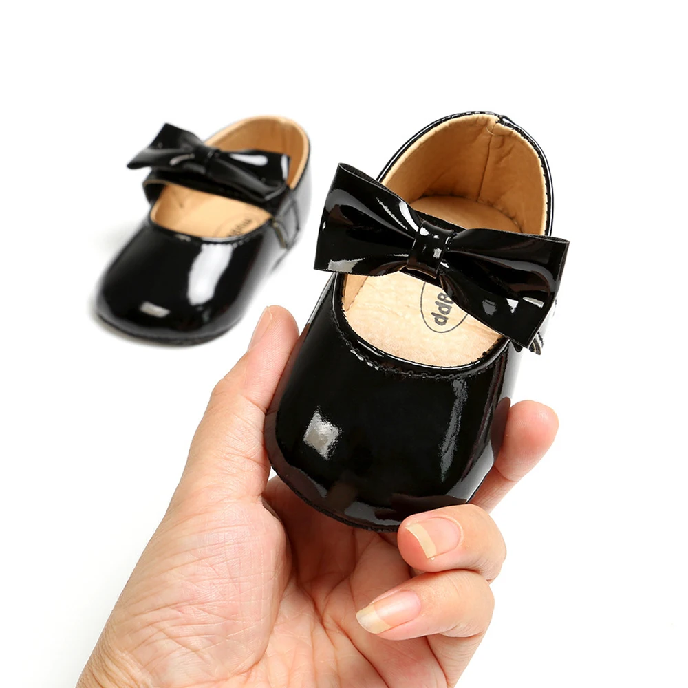 신생아 여아용 미끄럼 방지 블링 유아용 침대 유모차 신발, 미끄럼 방지 활, 단단한 가죽, 부드러운 밑창, 프리 워커, 인기 상품