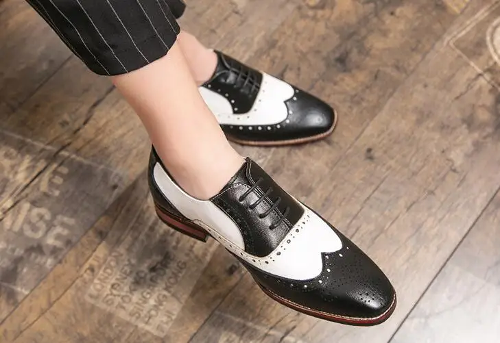 New Men Retro brogue lace-up black white oxford shoes Male Dress Wedding prom Homecoming Shoe Sapato Social Masculino