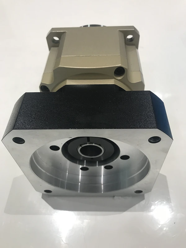 high Precision Helical gear planetary gearbox reducer ratio 15:1 to 100:1 for 130mm frame AC servo motor input shaft 24