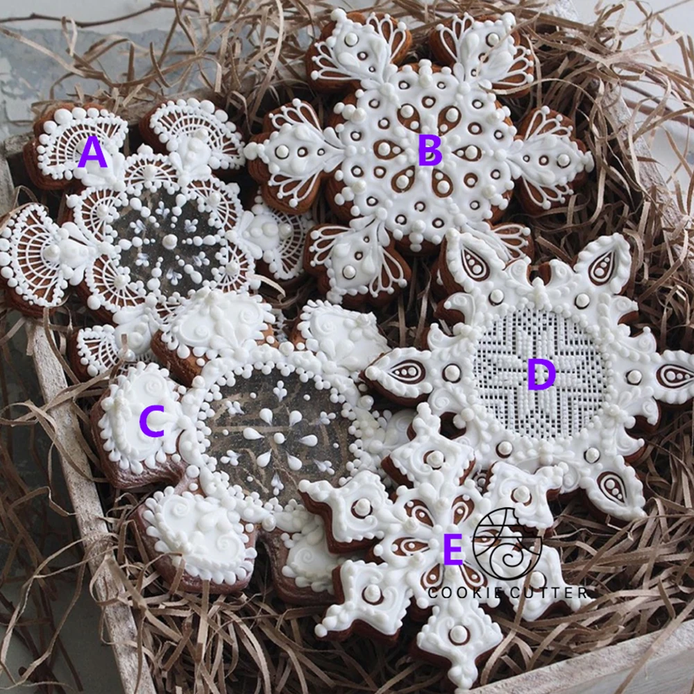 Snowflake Shape Cookie Cutter Christmas Snow Form Cookie Mold Winter Biscuit Mold Fondant Cake Baking Decoration Tool Plastic