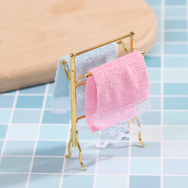 1:12 Scale Metal Free-Standing Hand Towel Drying Rack with 2 Towels for Dollhouse Bathroom, Laundry Room, Kitchen