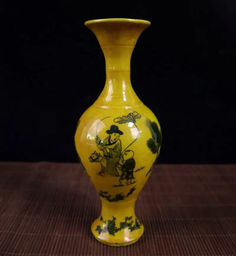 China Yellow glaze ceramic vase crafts statue