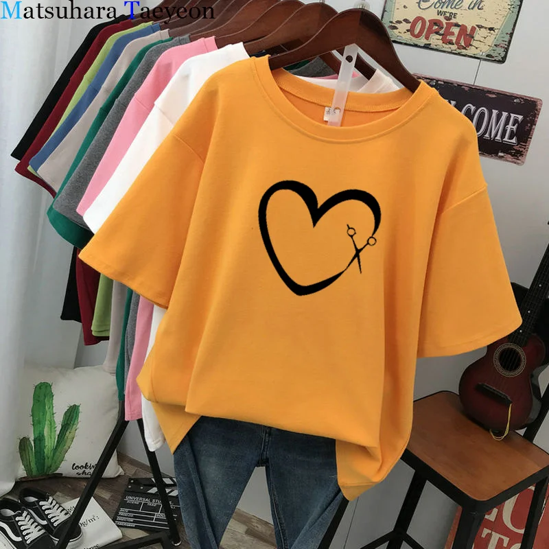 Funny Barber Weapon Scissors Heart Tshirt Women Hairdresser T-shirt Hair Fashion Casual Korean Style Crew Neck Clothes Tee Shirt