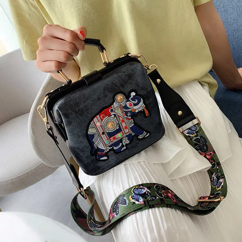 Designer Luxury Handbags Crossbody Bags Elephant Embroidered Bags for Women Leather Handbag Messenger Bag Purses Satchels