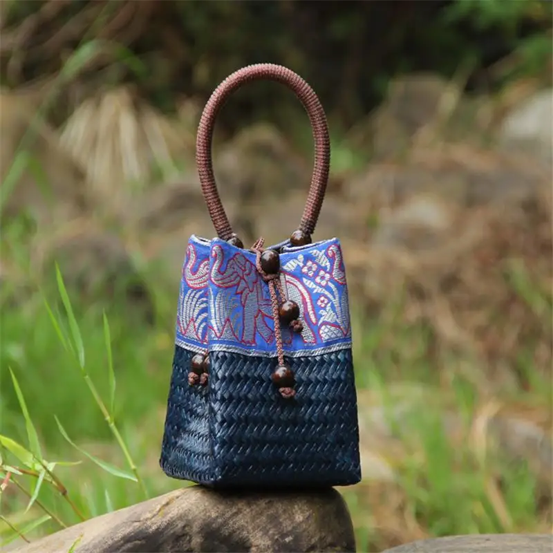 12x15CM  Thailand Straw Bag Rattan Bag Hand-woven Women  Hand-held Literary Retro Handbag a6100