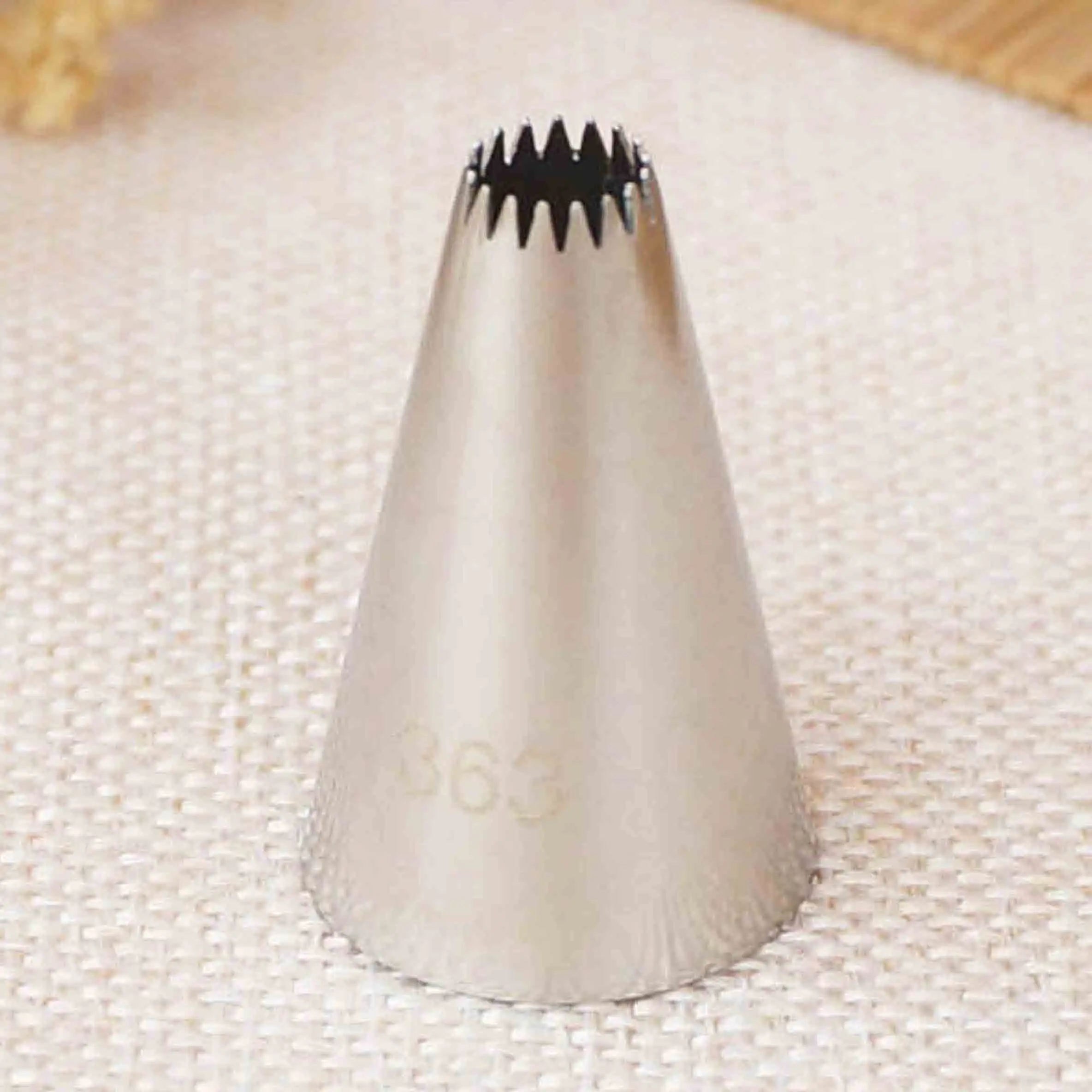 

#363 Open Star Piping Nozzle Small Size Cake Decorating Pastry Icing Tips Bakeware Kitchen Cookies Tools Stainless Steel