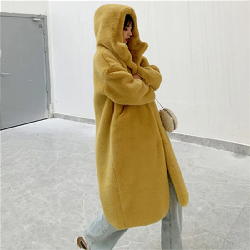 

Fur female long section Parker coats 2022 new winter thickening imitation Mink Cashmere fur loose hooded coat A203