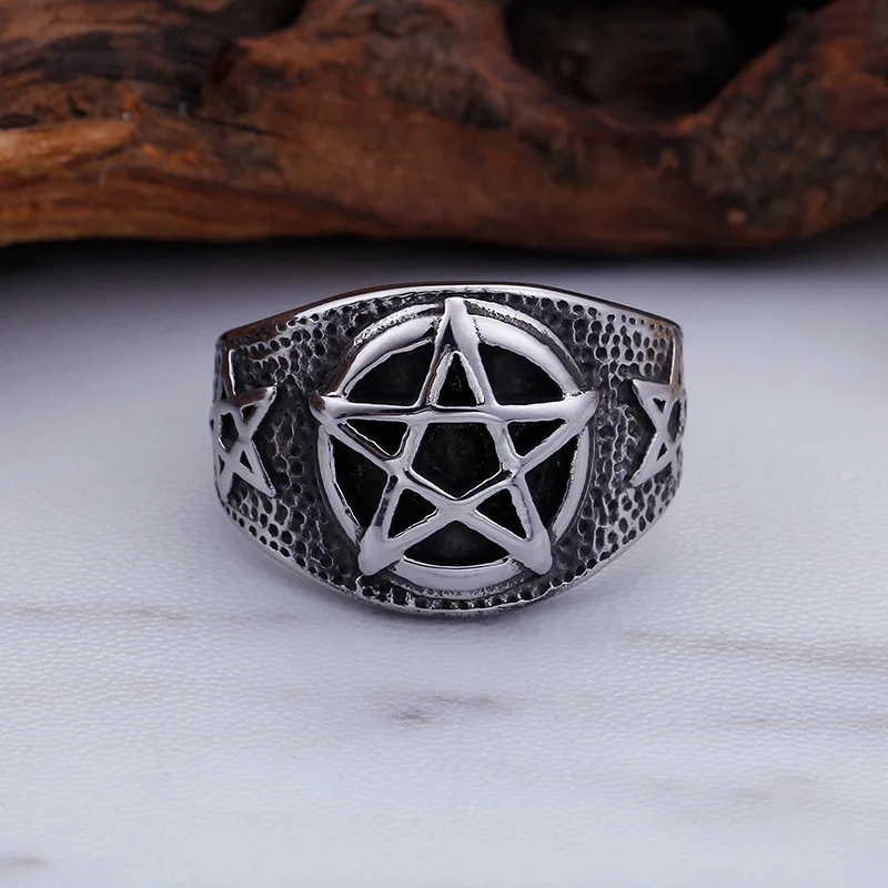New Retro Men\'s Titanium Steel Ring Men Domineering Stainless Steel Ring Six-Pointed Star Ring