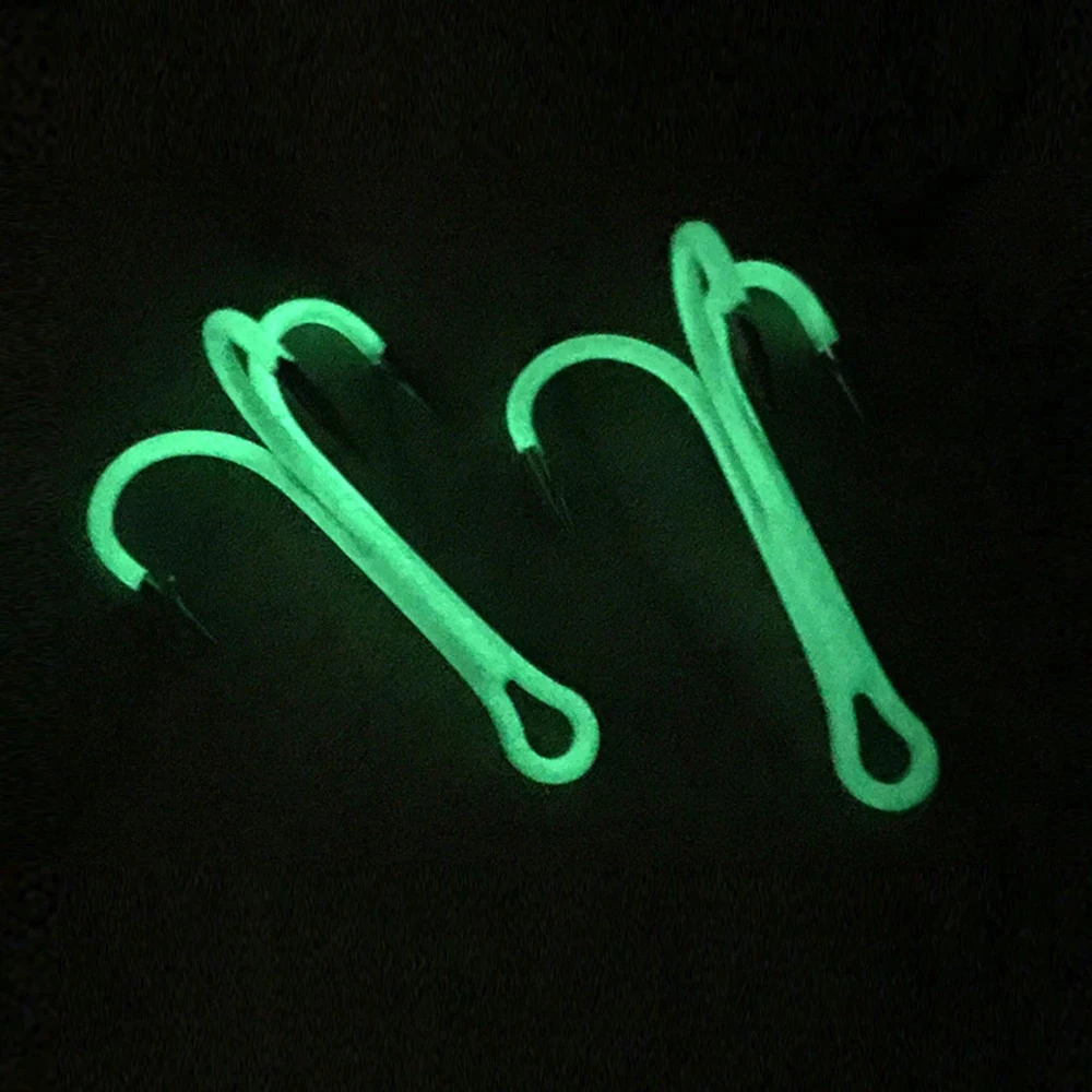 10PCS/Lot Luminous Fishing Hooks Fishhooks Fishing Accessories Treble Hooks Glow In Night 2# 4# 6# 8# 10#