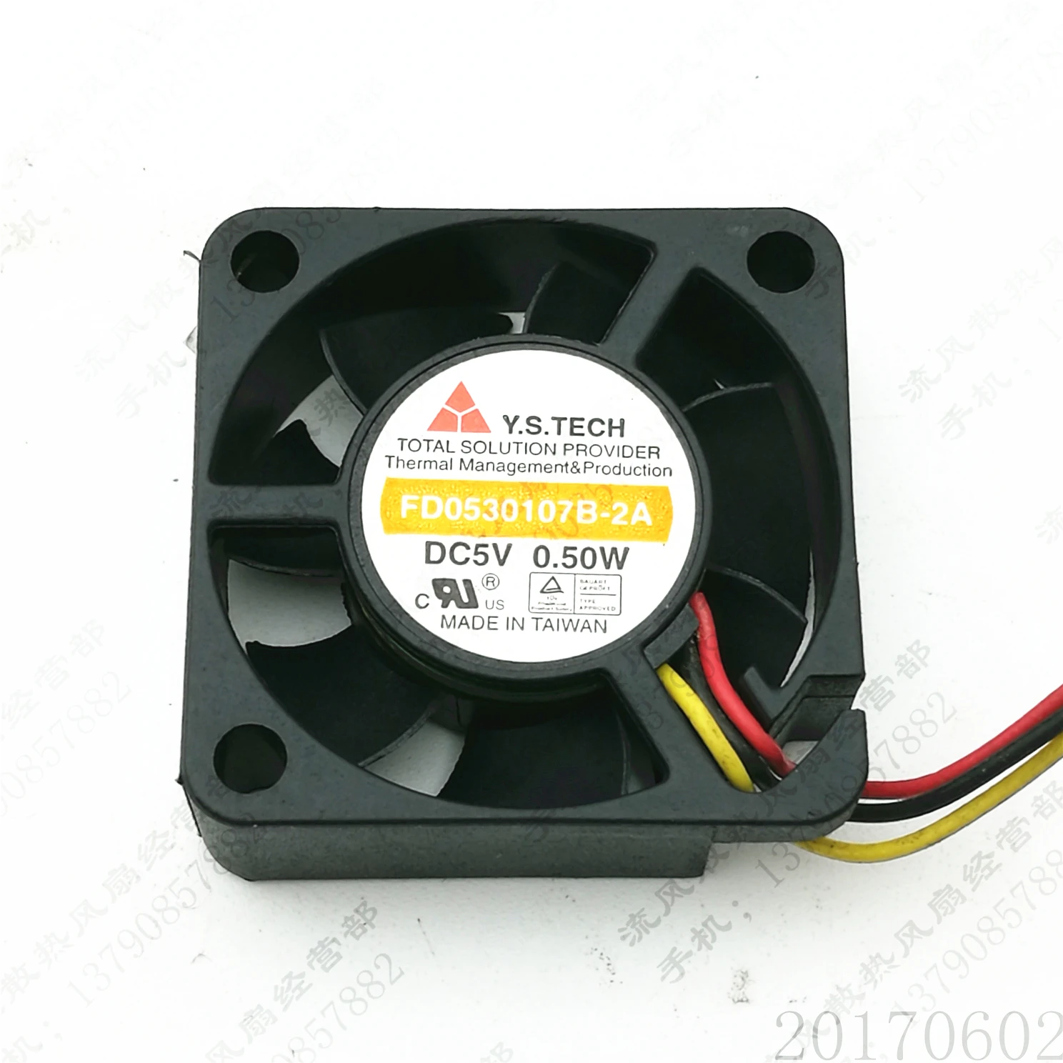 

Original FD0530107B-2A 3010 3cm 5V 0.5W Notebook Mini Mute Cooling Fan