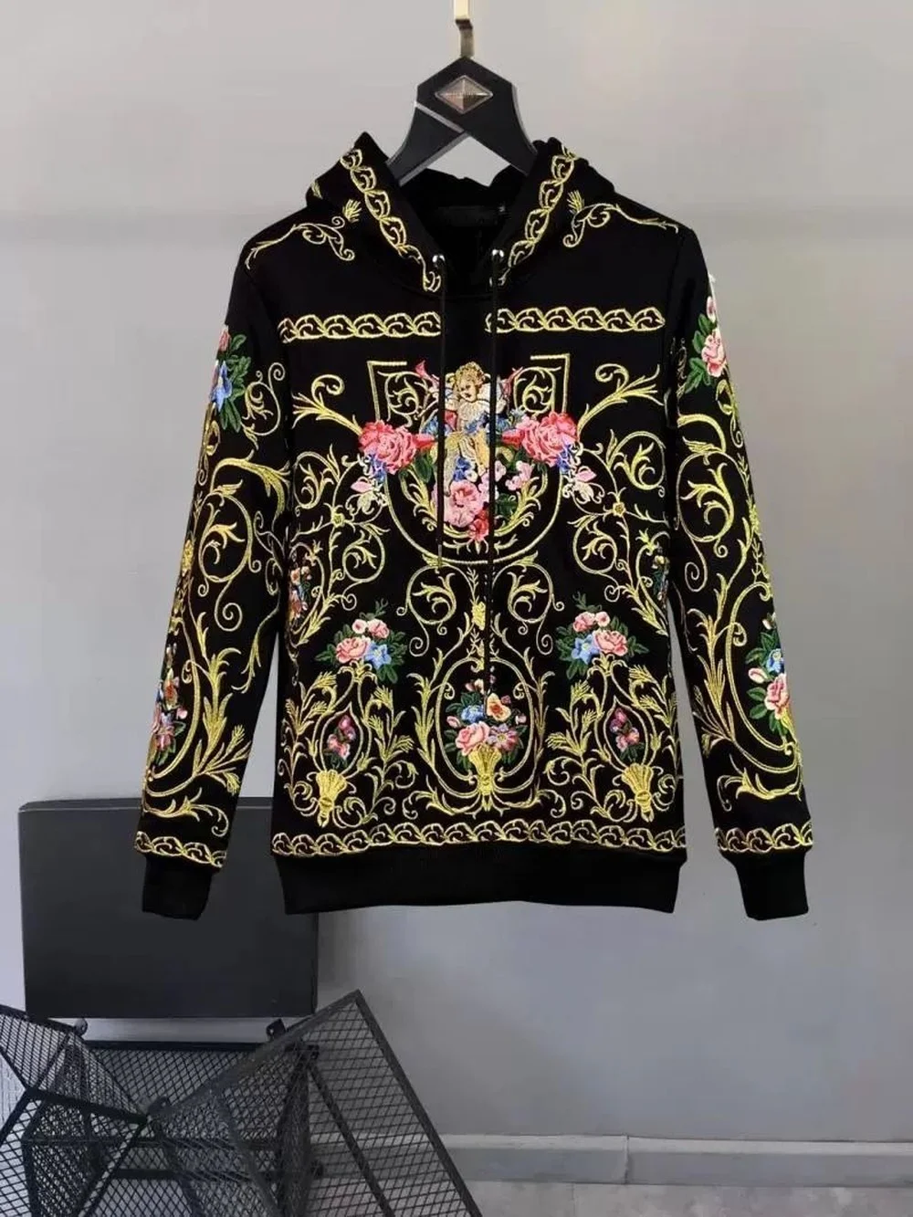 Men's Hoodie, Spring and Autumn Embroidery Plus Size Men's Long-sleeved Top 110KG, 5XL Sweatshirt  Fashion Hoodie Men  Retro