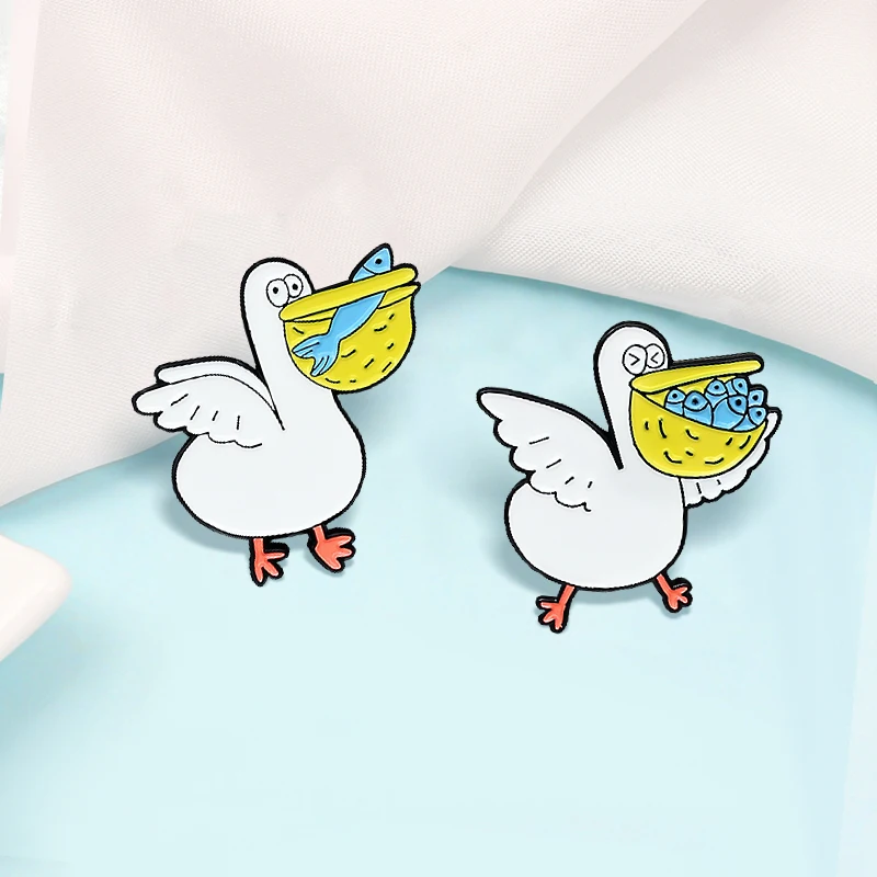 Cute Big mouth Bird Metal Brooches Seagull White Goose Duck Eat fish Enamel Pin Fun Animal Brooch Shirt Badge Bag Lapel Jewelry