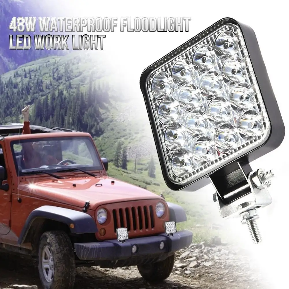 Lampu LED Flood Light Tahan Air Lampu Kerja 48W LED Lampu Kabut IP68 Truk Laut Dimodifikasi Lampu