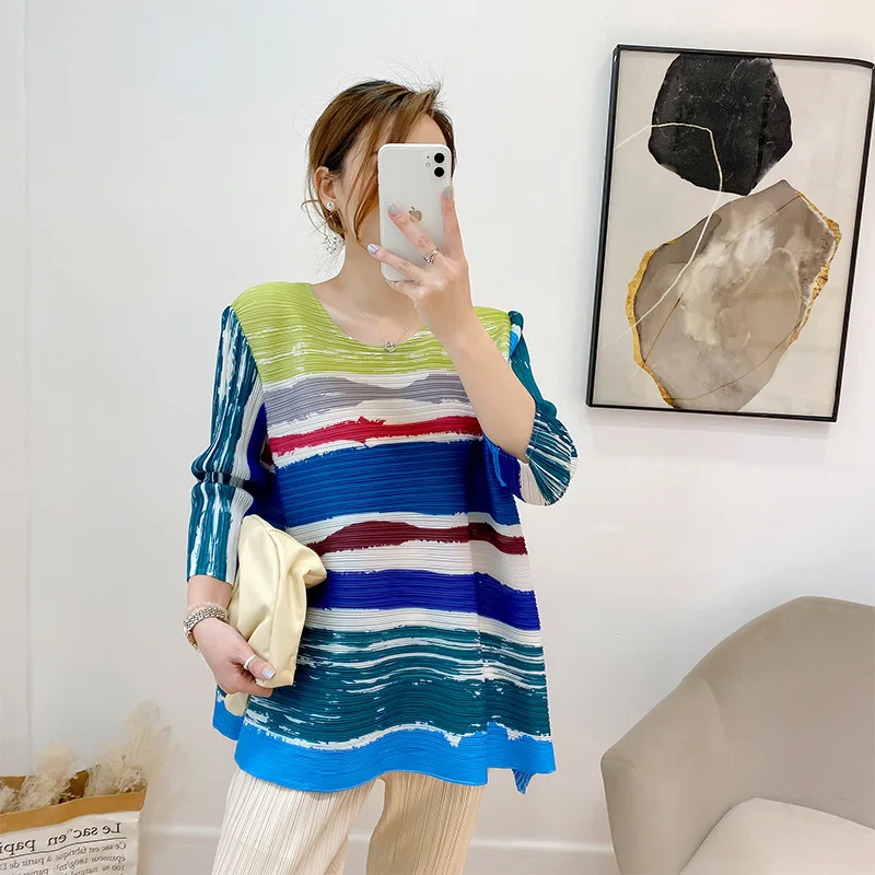 

Pleated Printed T-shirt 2021 Summer New Striped Round Neck 3 / 4 Sleeve Top Western Style Loose Base T-shirt