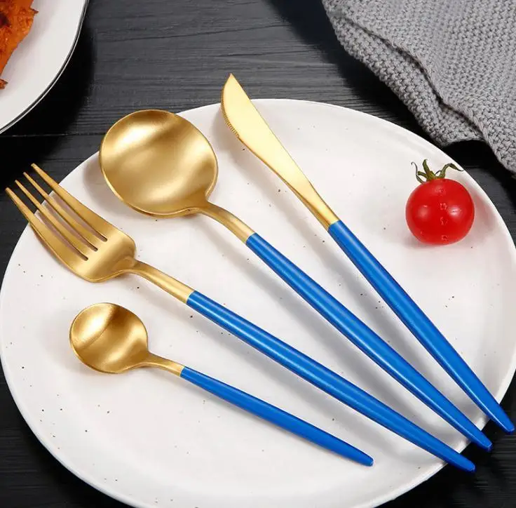 

Portugal Western Tableware Stainless Steel Cutlery Set Knife Fork Spoon Tea Spoon Flatware Sets Western Cutleries Gift Wholesale