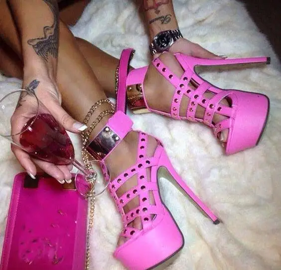 

Drop Shipping Woman Hot Pink Leather 16 CM Stiletto Heels Rivets Platform Sandals Ladies Metal Circle Night Club Party Sandals