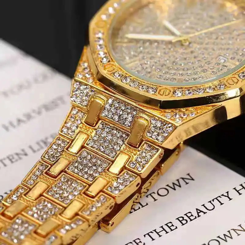 Luxury Watches for Men Full Iced Out Gold Watch Men Rhinestone Wristwatch Unique Diamond Watch Gift for Men Relojes Para Mujer