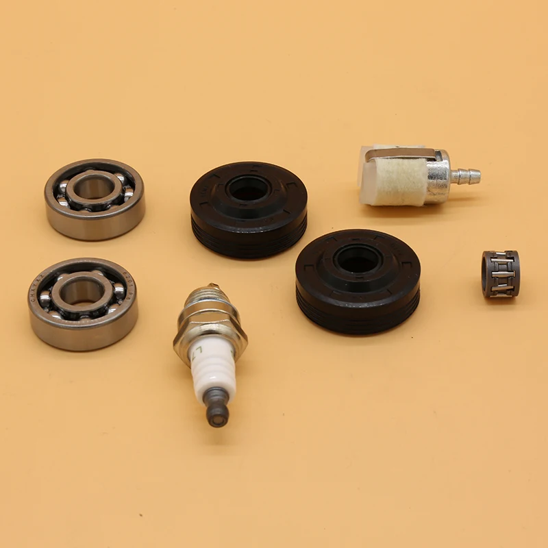 Albero motore Crank Cuscinetti A Sfera Olio Seal Kit Per HUSQVARNA 240 236 235 142 141 136 137 36 41 Giardino Motosega parti