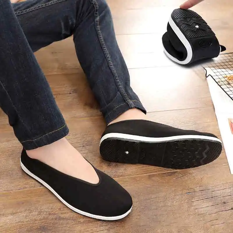 Chinese Traditional Martial Arts Shoes Men Kung Fu Wing Chun Tai-Chi Wushu Black Cloth Old Beijing Casual Shoes Sport Sneaker