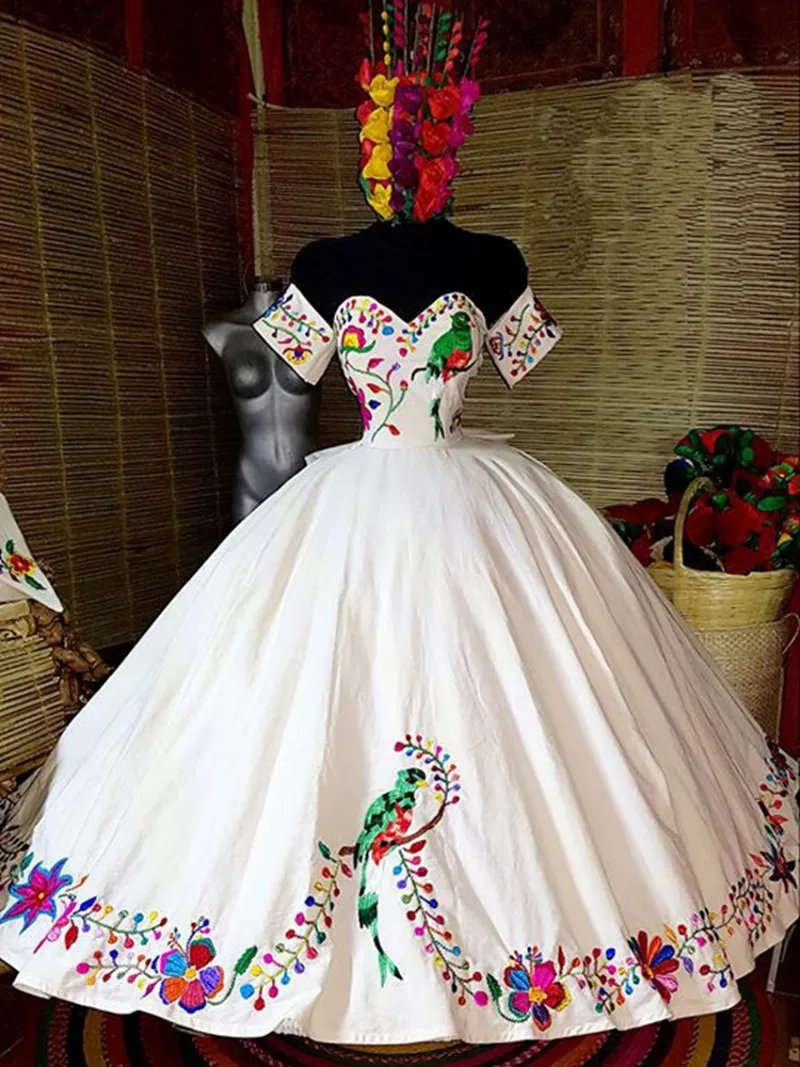 Fabulous Embroidery 3D Flowers Ball Gown Mexican Quinceanera Prom Dresses Sweet 16 Dress Vestidos 15 Anos Party Gowns