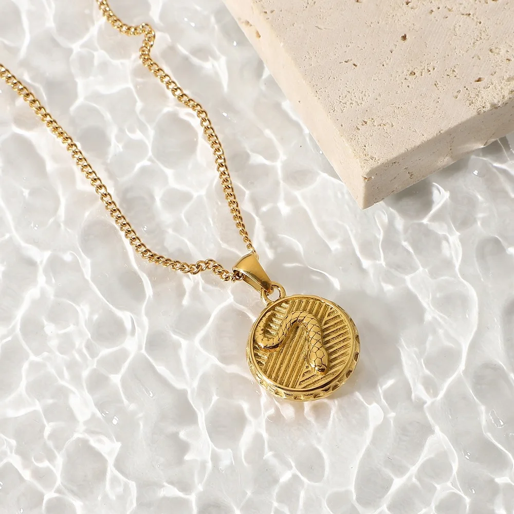 

Fashion Gold Plated Snake Coin Pendant Necklace Medallion Necklaces For Women Stackable Stainless Steel Jewelry Accessories