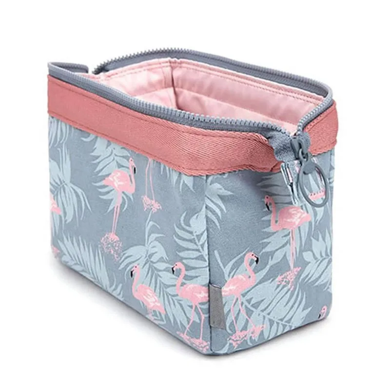 

new fashion cosmetic bag Women waterproof Flamingo makeup bags travel organizer Toiletry Kits Portable makeup bags Beautician