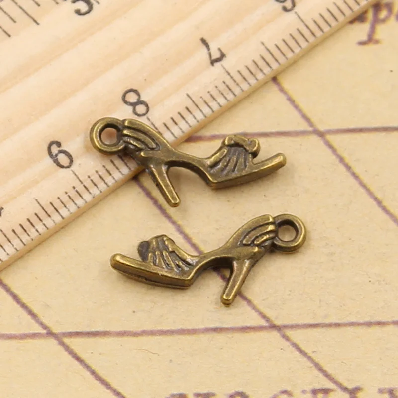 20pcs Charms high-heeled Shoes 20x11mm Tibetan Bronze Silver Color Pendants Antique Jewelry Making DIY Handmade Craft