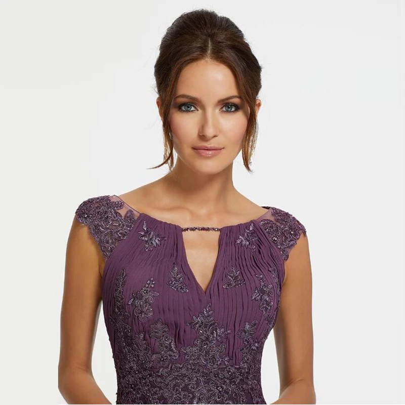 Customized Dark Purple Chiffon Mother of the Bride Dresses Lace 2024 Mother Gowns Cap Sleeves Wedding Party Gowns Appliqued