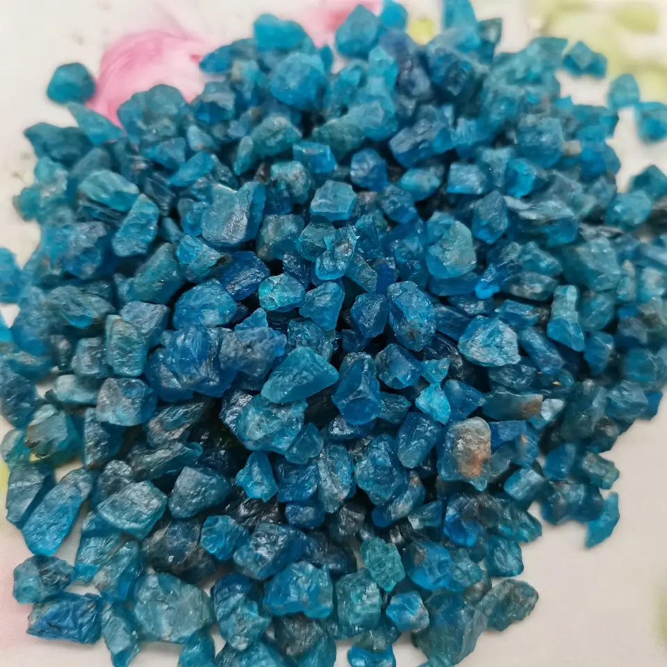 Natural Small Size Blue Apatite Polished Stones Crystal Gravel Natural Gemstone Specimen Decoration Natural Quartz Crystals