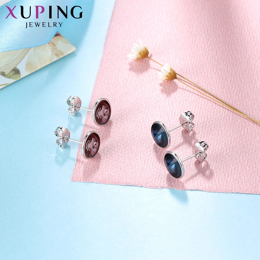 Xuping Jewelry Hot Sale Simple Elegant Style Crystal Studs Earring for Women Girls A0061203