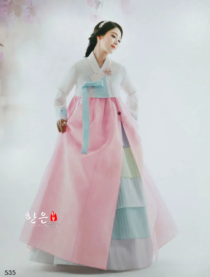 

South Korea Imported The Latest Bride Hanbok / Toast Wedding Hanbok