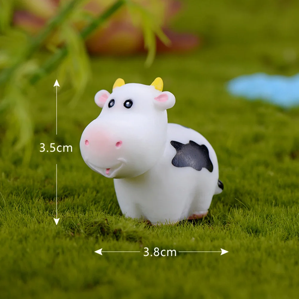 1 Pcs Cow Figurine Miniatures Home Decoration Kawaii Accessories Garden Decor