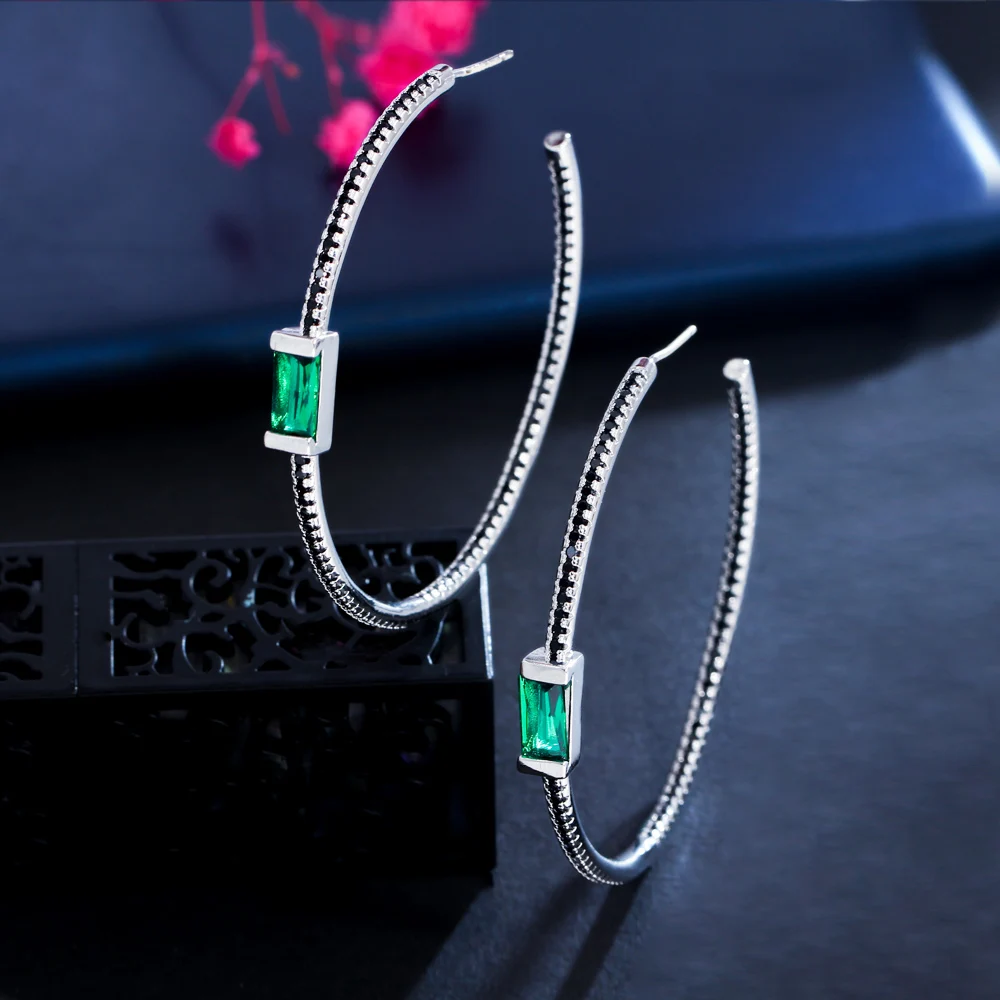 CWWZircons Neue trendige, große, dünne, runde Creolen mit schwarzen und grünen Zirkonia-Steinen für Damen, Party-Schmuck, Großhandel E0761 – Detail 7