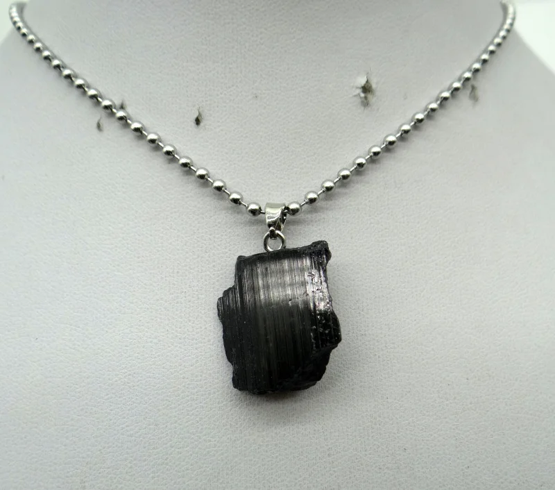 wholesale natural black tourmaline tourmaline repair ore can be used charm pendant for diy jewelry making necklace Accessories